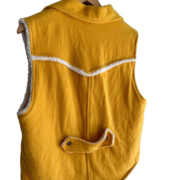 Calvin Klein Wool Vest Yellow Small - Picture 8 of 9